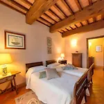 בית נופש In Tuscany With Pool & Bbq *