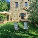 In Tuscany With Pool & Bbq *
