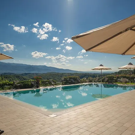 In Tuscany With Pool & Bbq